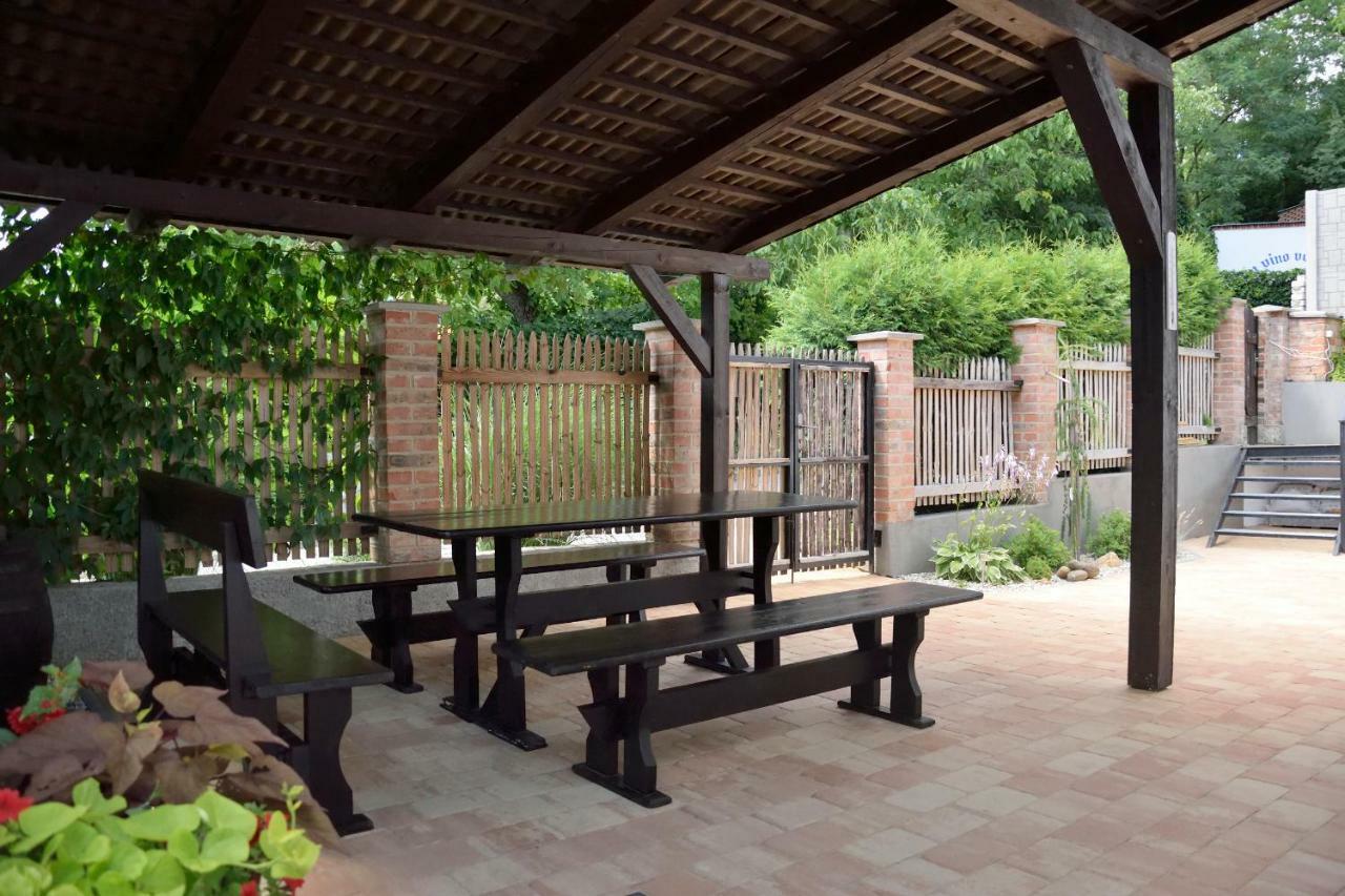 Ubytovani U Sklepu Kyjov  Exterior foto